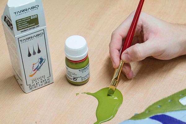 tarrago leather paint