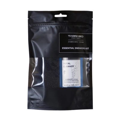 Essential Sneakers Kit