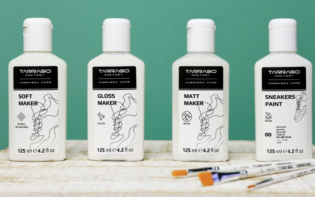 Paint on denim and achieve matt or glossy finishes with Tarrago Sneaker Paint