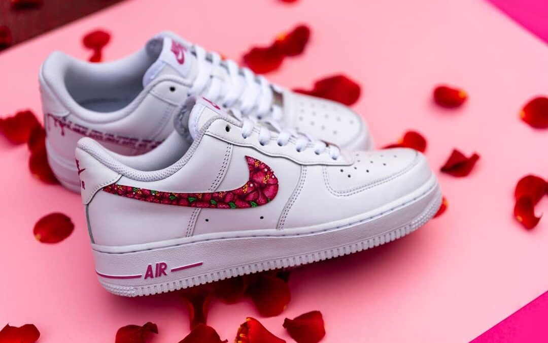 Los colores de moda de esta Primavera/Verano 2025 para tus sneakers