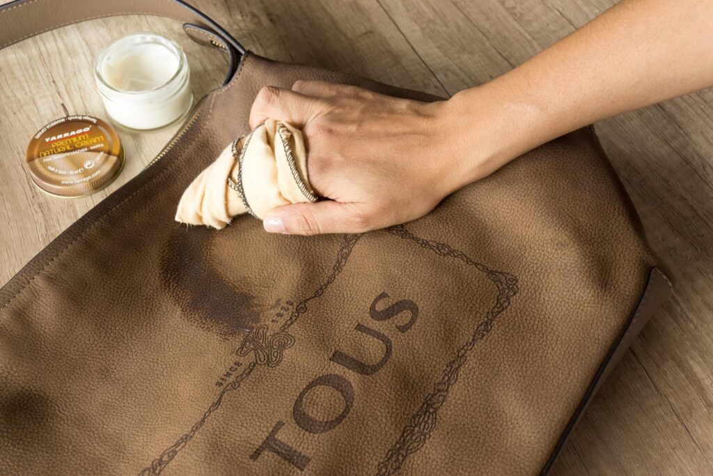 Tarrago Natural Leather Cream